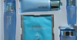 泉润“我是大美人”七周年庆典礼盒 化妆品护肤品批发报价与加盟指南