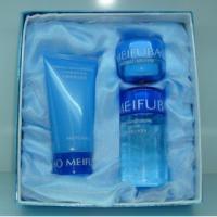 美凯娜化妆品批发 2折供货量大可赠送柜台，正品保证