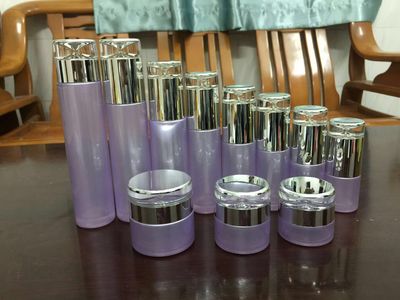 化妆品瓶子价格与包装瓶批发市场解析